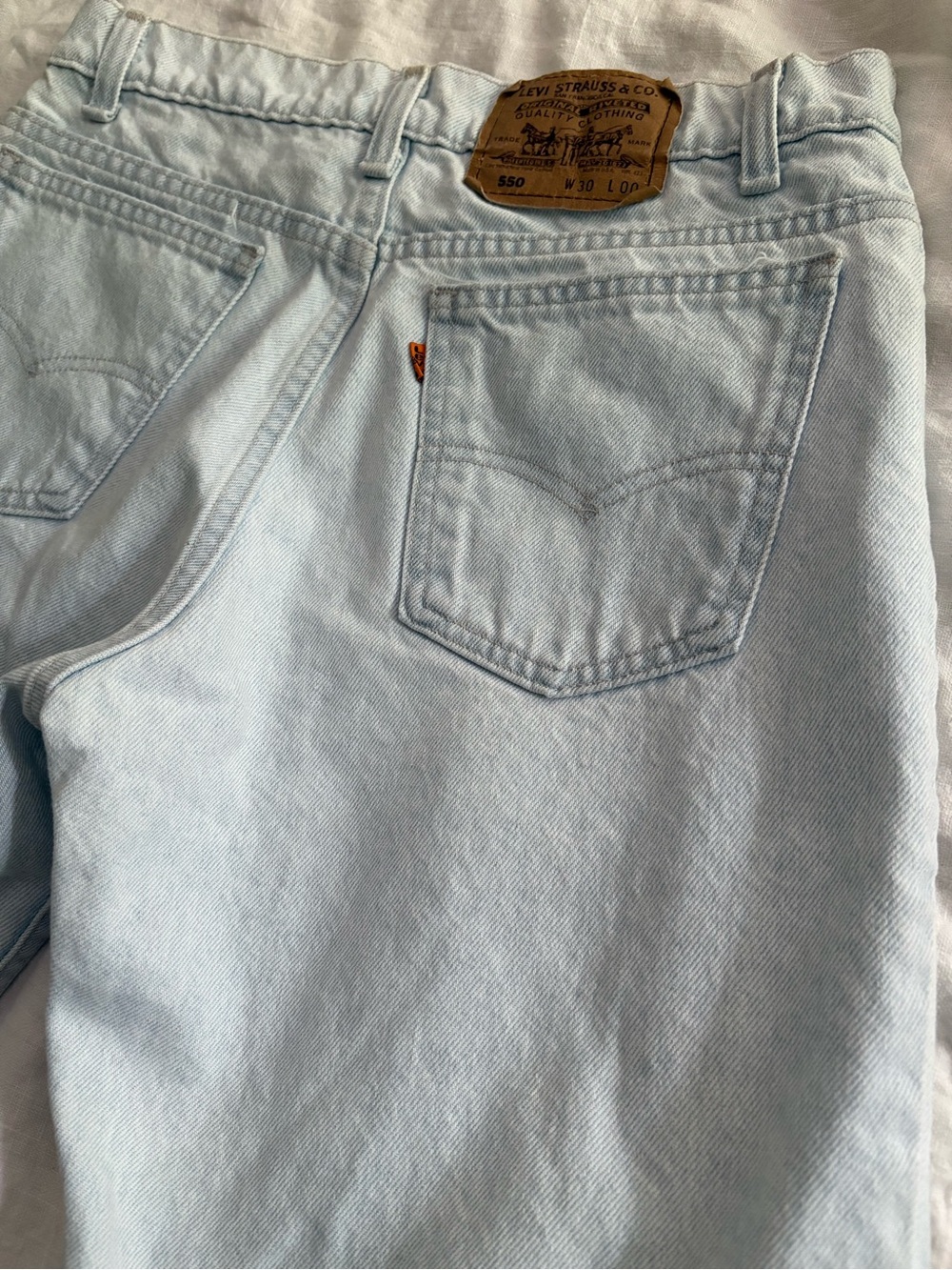 Vintage Levi’s 550 Light Blue Washed Denim Cutoff Shorts Bermuda 30 Made In USA - Picture 2 of 10